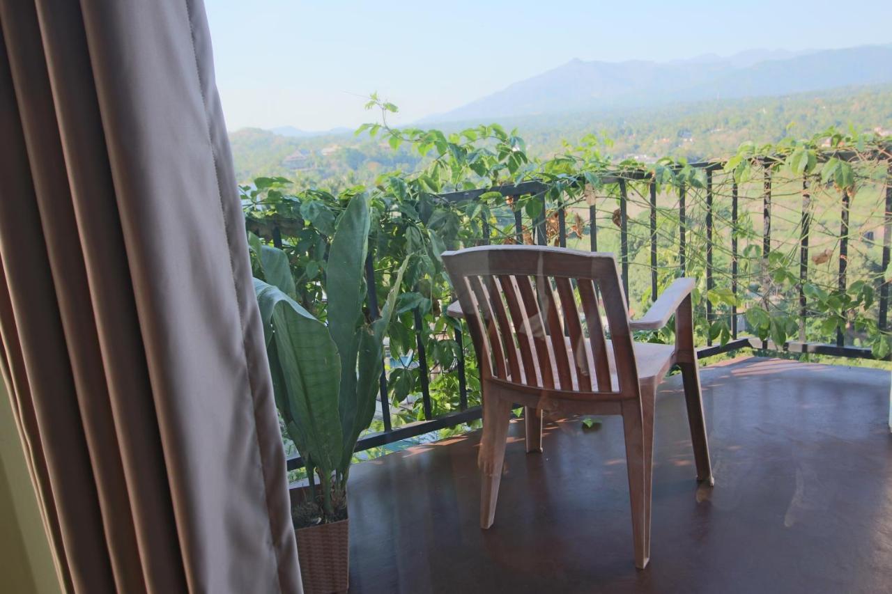 Villa Arunalu Канди Екстериор снимка