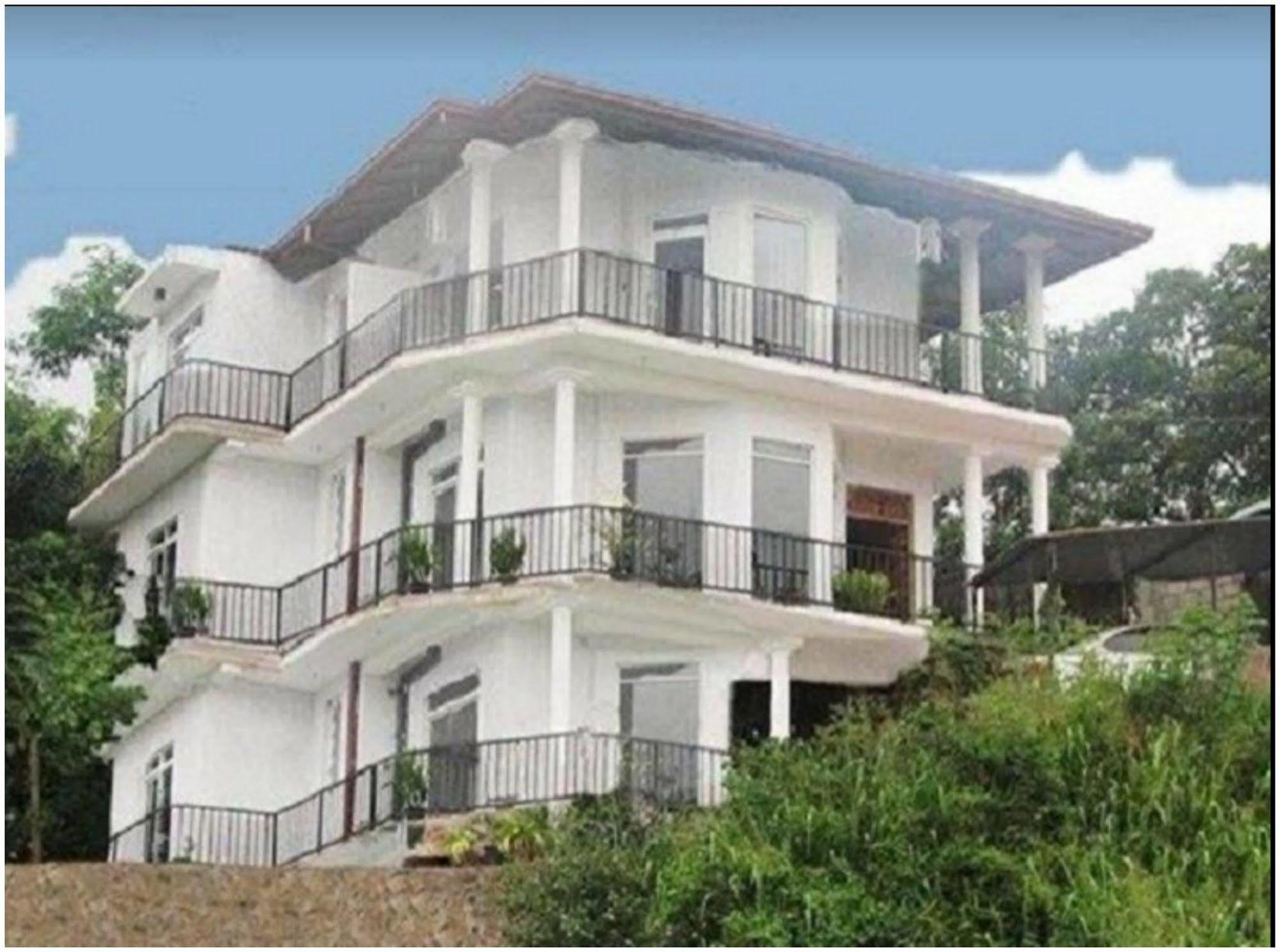 Villa Arunalu Канди Екстериор снимка